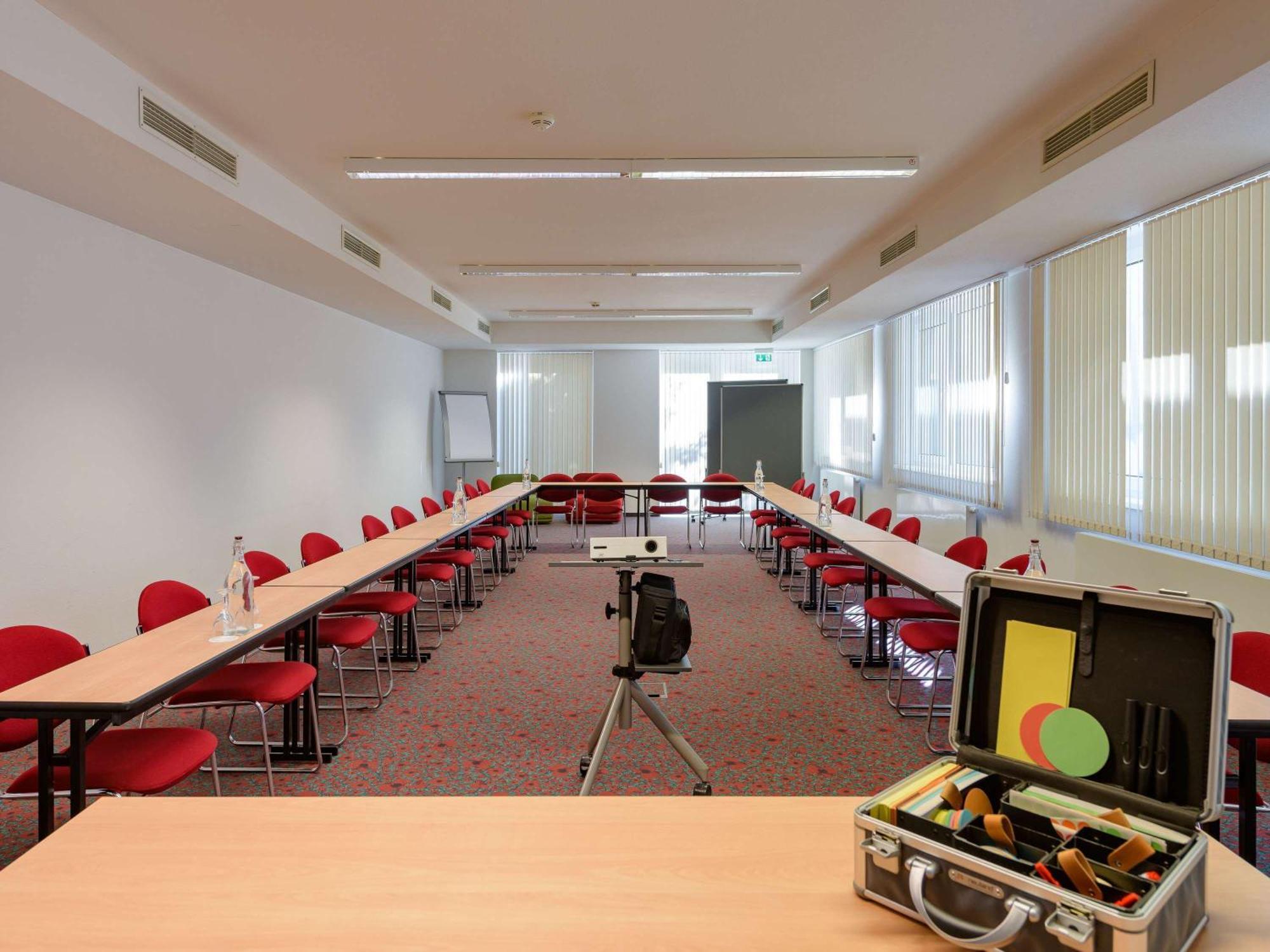 Ibis Stuttgart Airport Messe Otel Leinfelden-Echterdingen Dış mekan fotoğraf