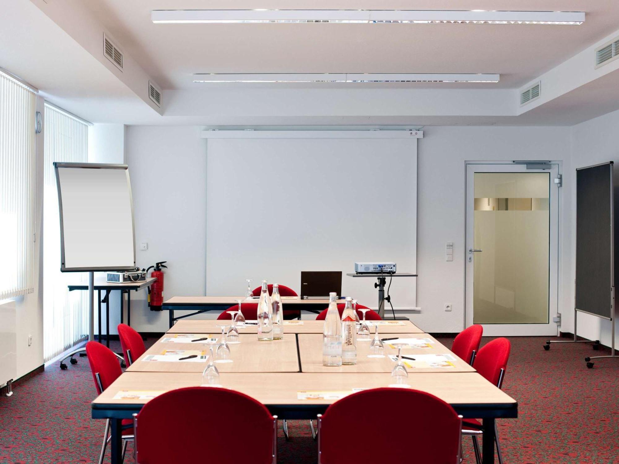 Ibis Stuttgart Airport Messe Otel Leinfelden-Echterdingen Dış mekan fotoğraf