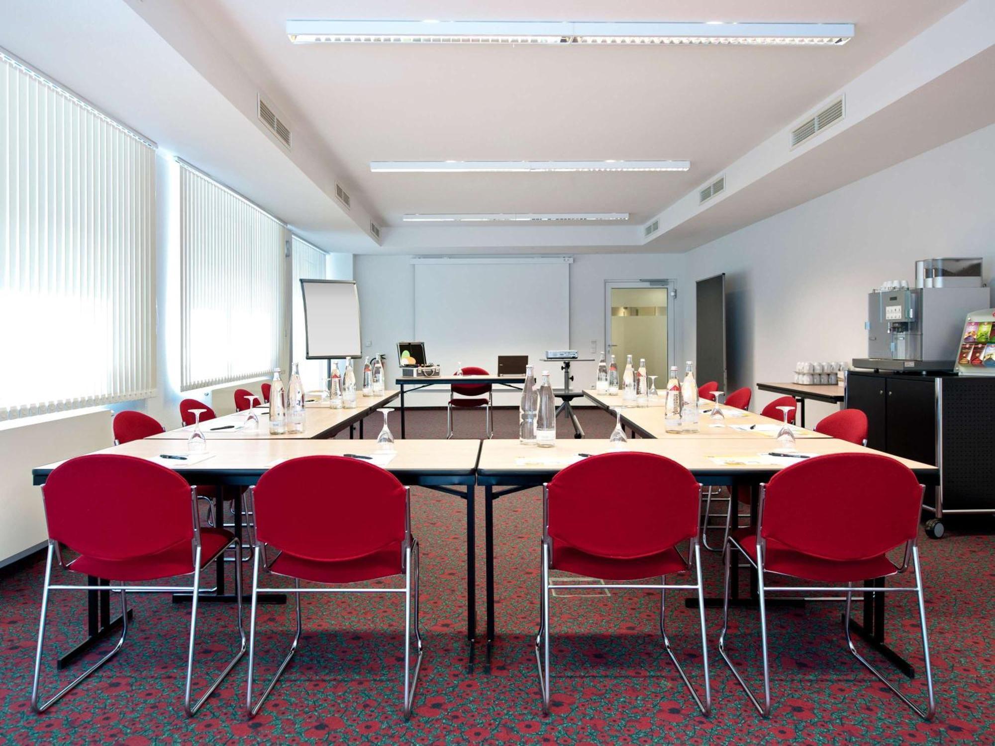 Ibis Stuttgart Airport Messe Otel Leinfelden-Echterdingen Dış mekan fotoğraf